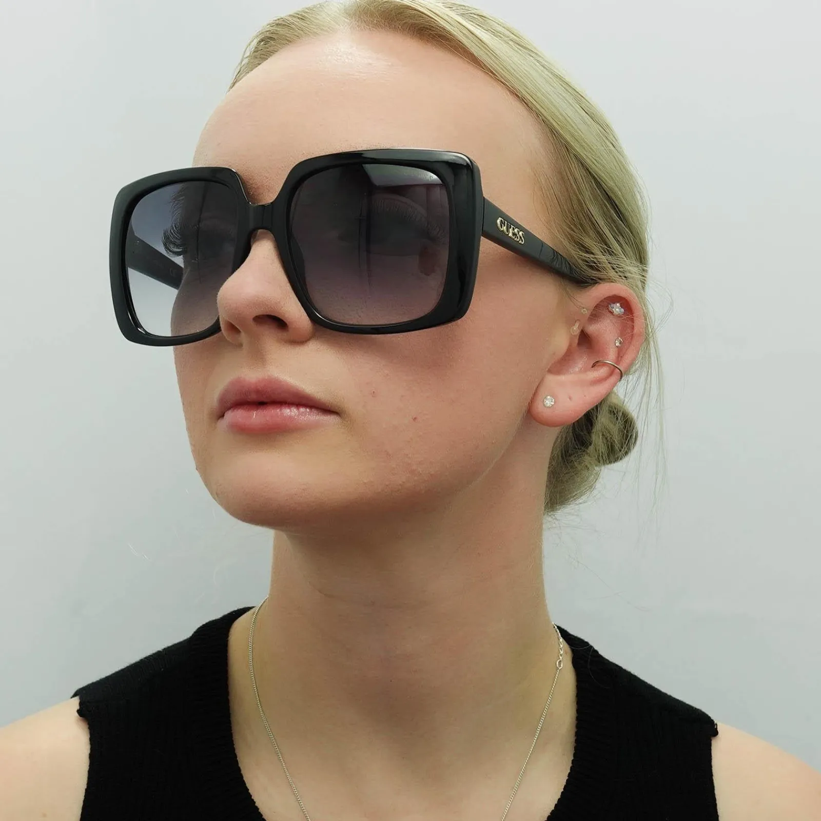 Guess Guess|Square^Sunglasses GF6142 01B Black Grey Gradient