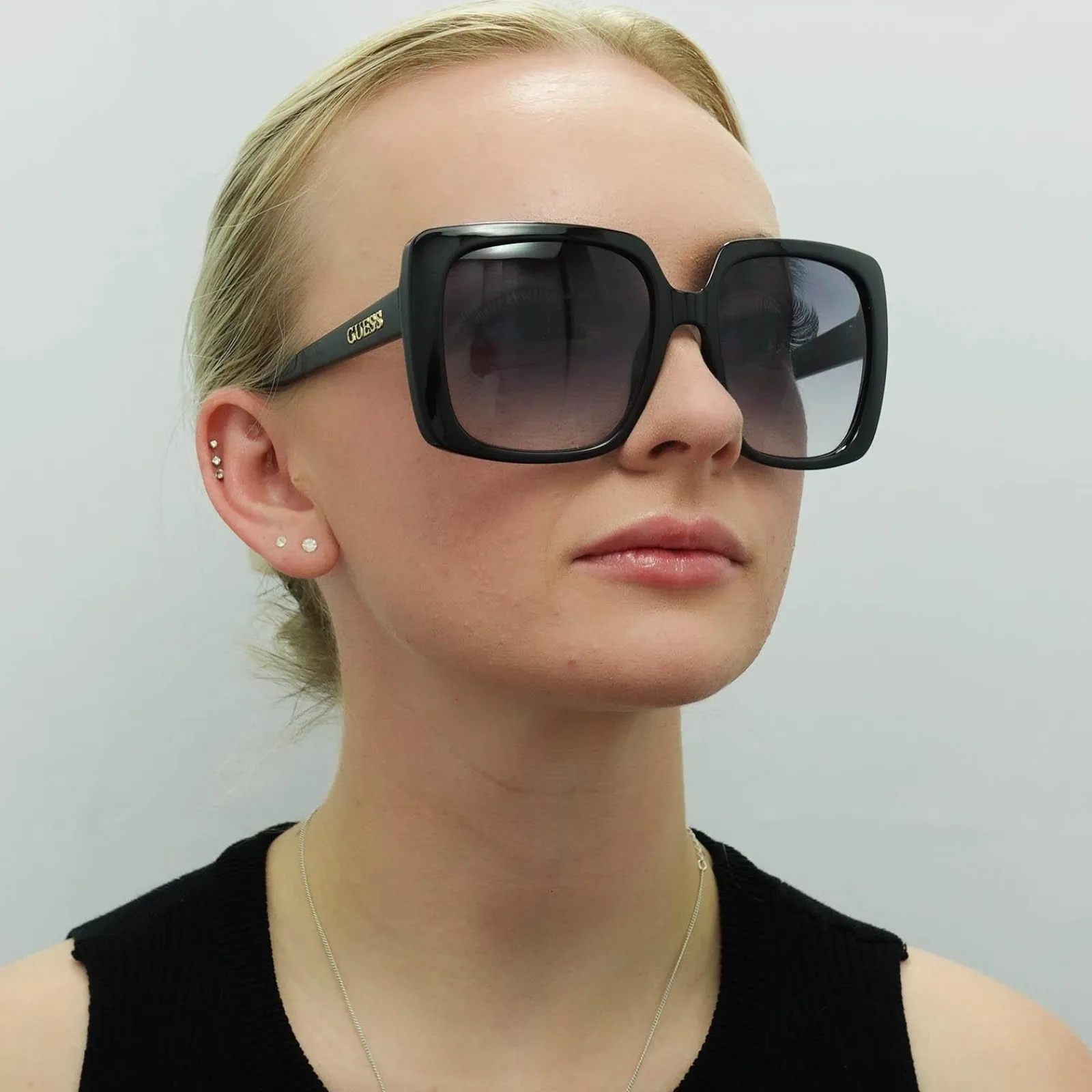 Guess Guess|Square^Sunglasses GF6142 01B Black Grey Gradient