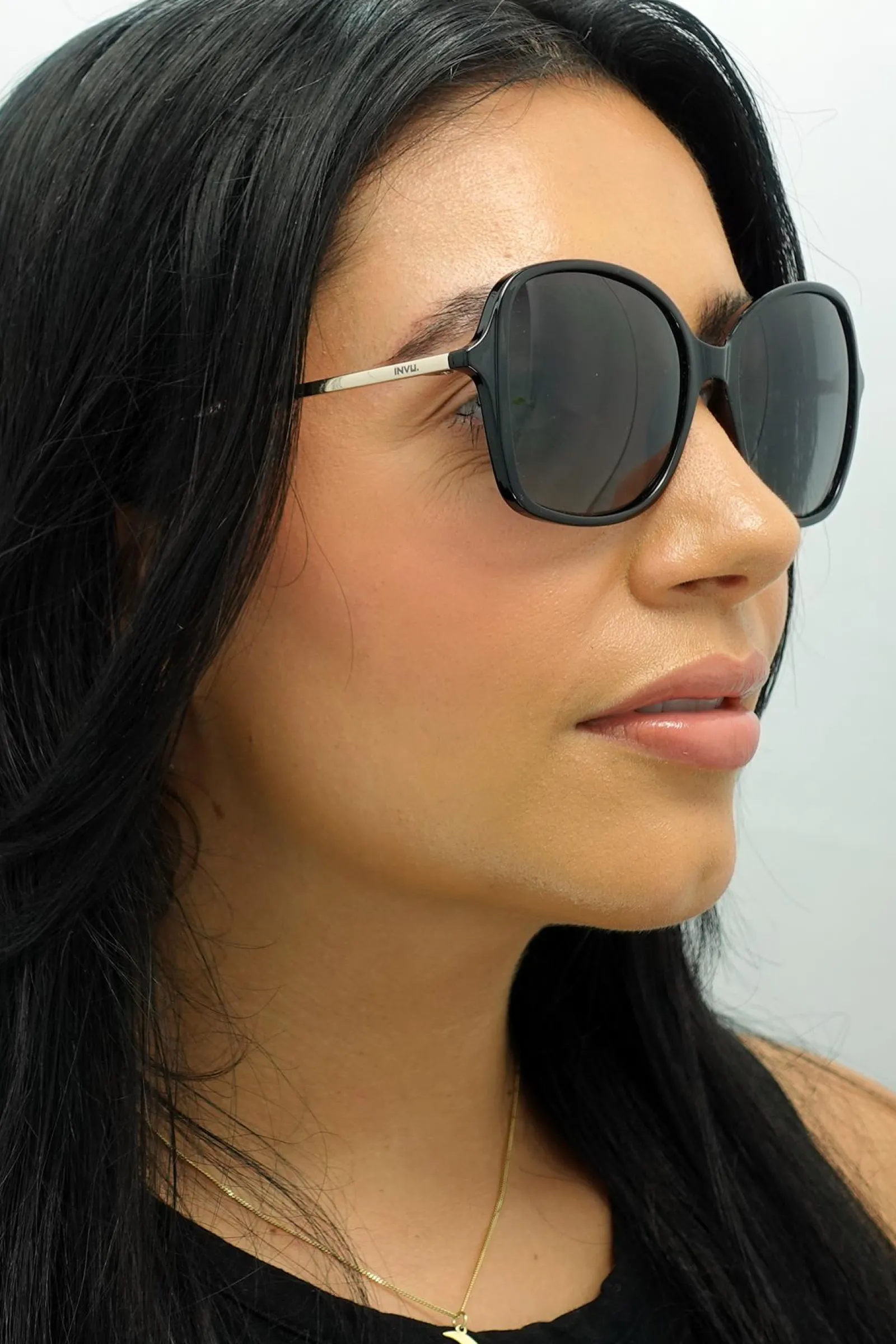 INVU Square|Polarised^Sunglasses B2133 A Black Grey Polarized