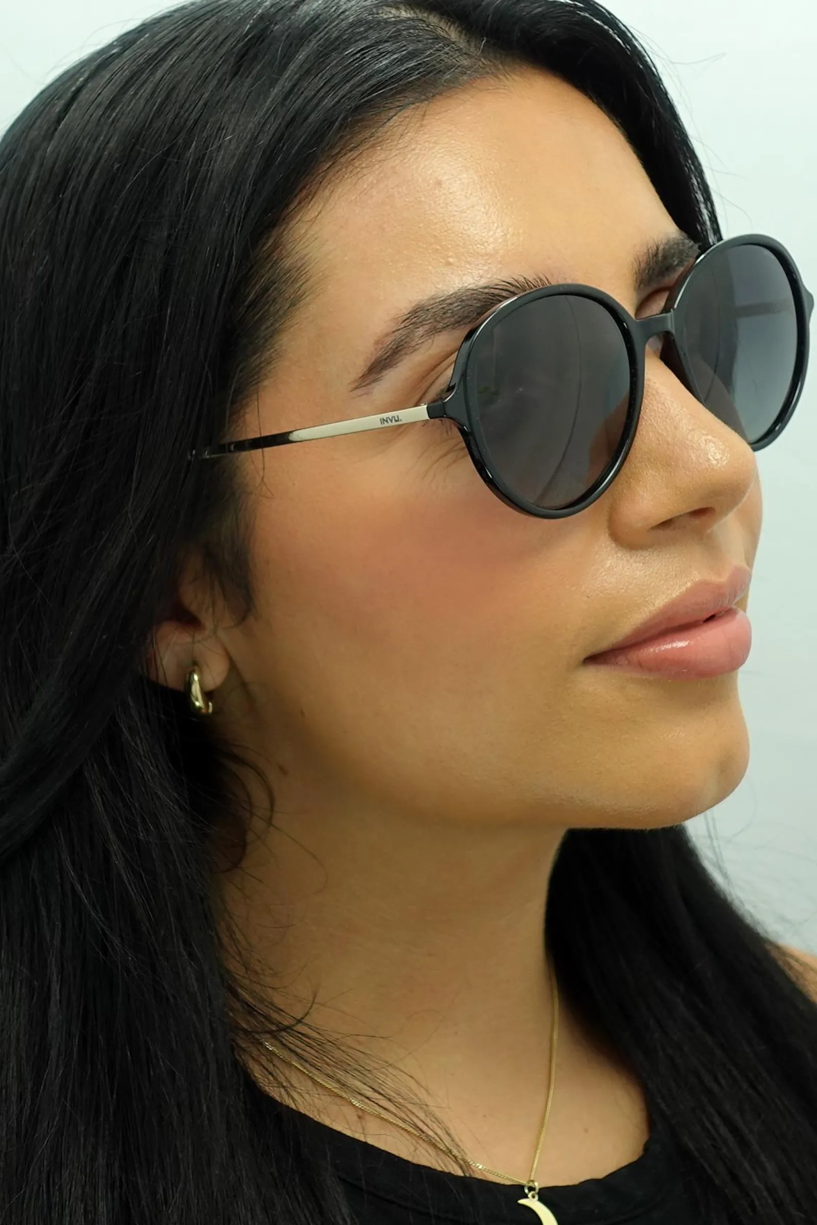 INVU Polarised^Sunglasses B2135 A Black Gold Grey Polarized