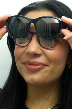 INVU Polarised^Sunglasses E2102 F Transparent Blue Blue Polarized