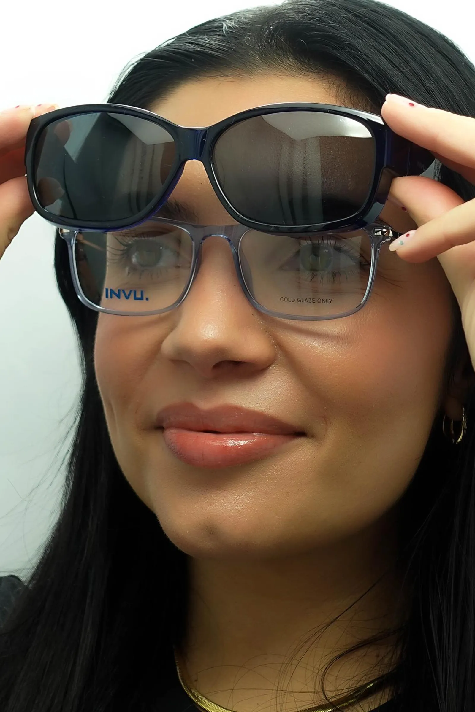 INVU Polarised|Rectangle^Sunglasses E2401 J Transparent Blue Blue Polarized