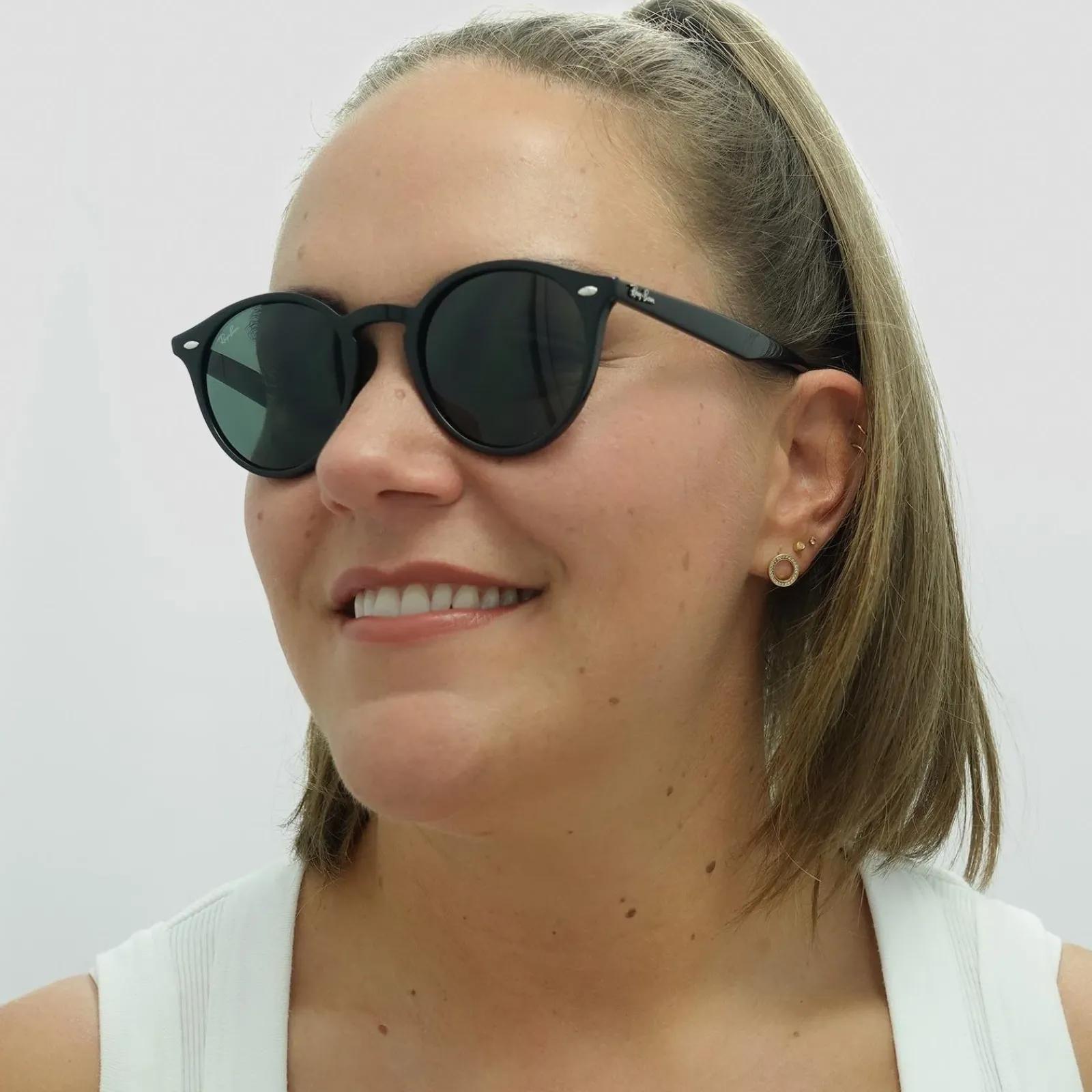 Ray-Ban Ray-Ban|Round^Sunglasses 2180 601/71 Black Green