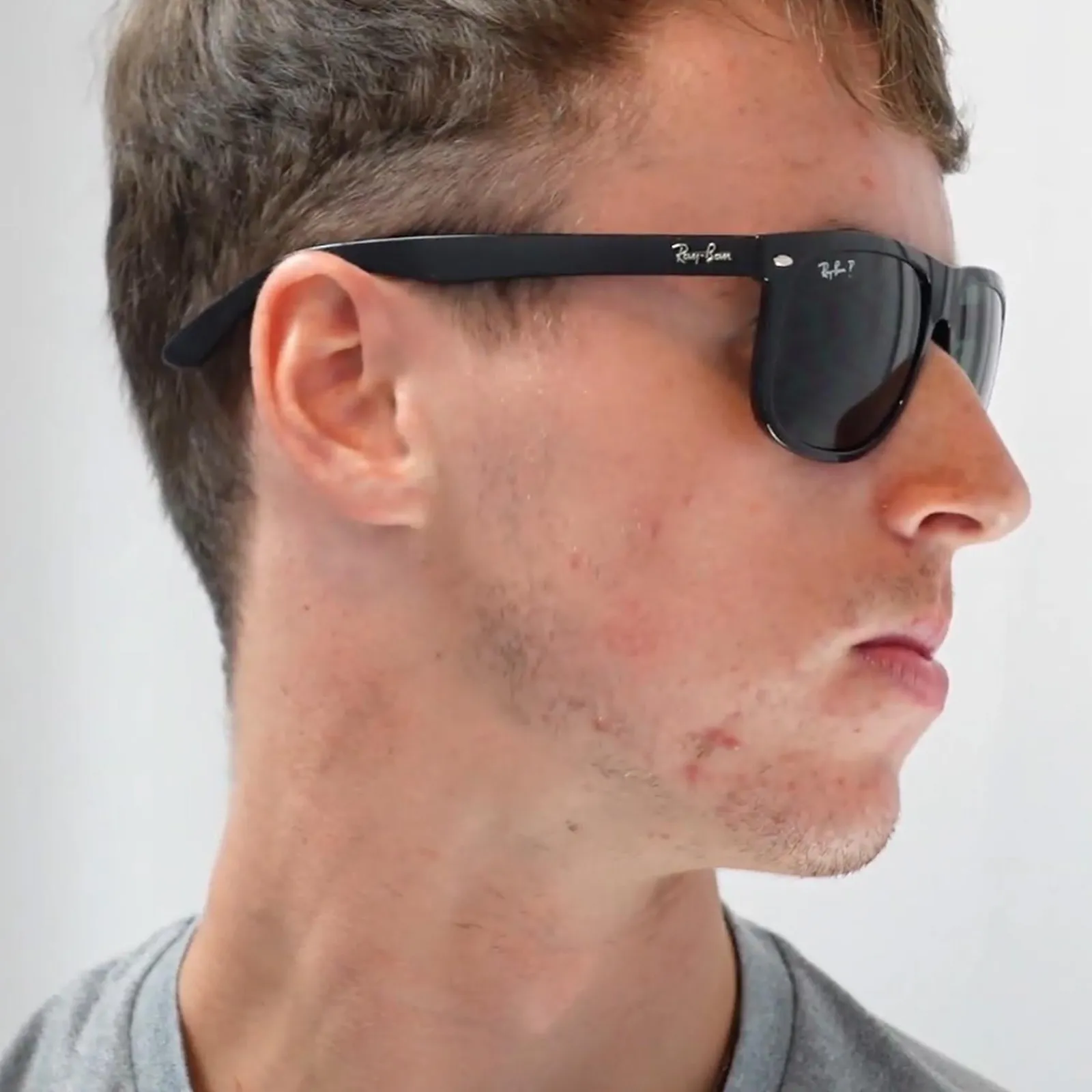 Ray-Ban Polarised^Sunglasses 4147 Black Green Polarized 601/58