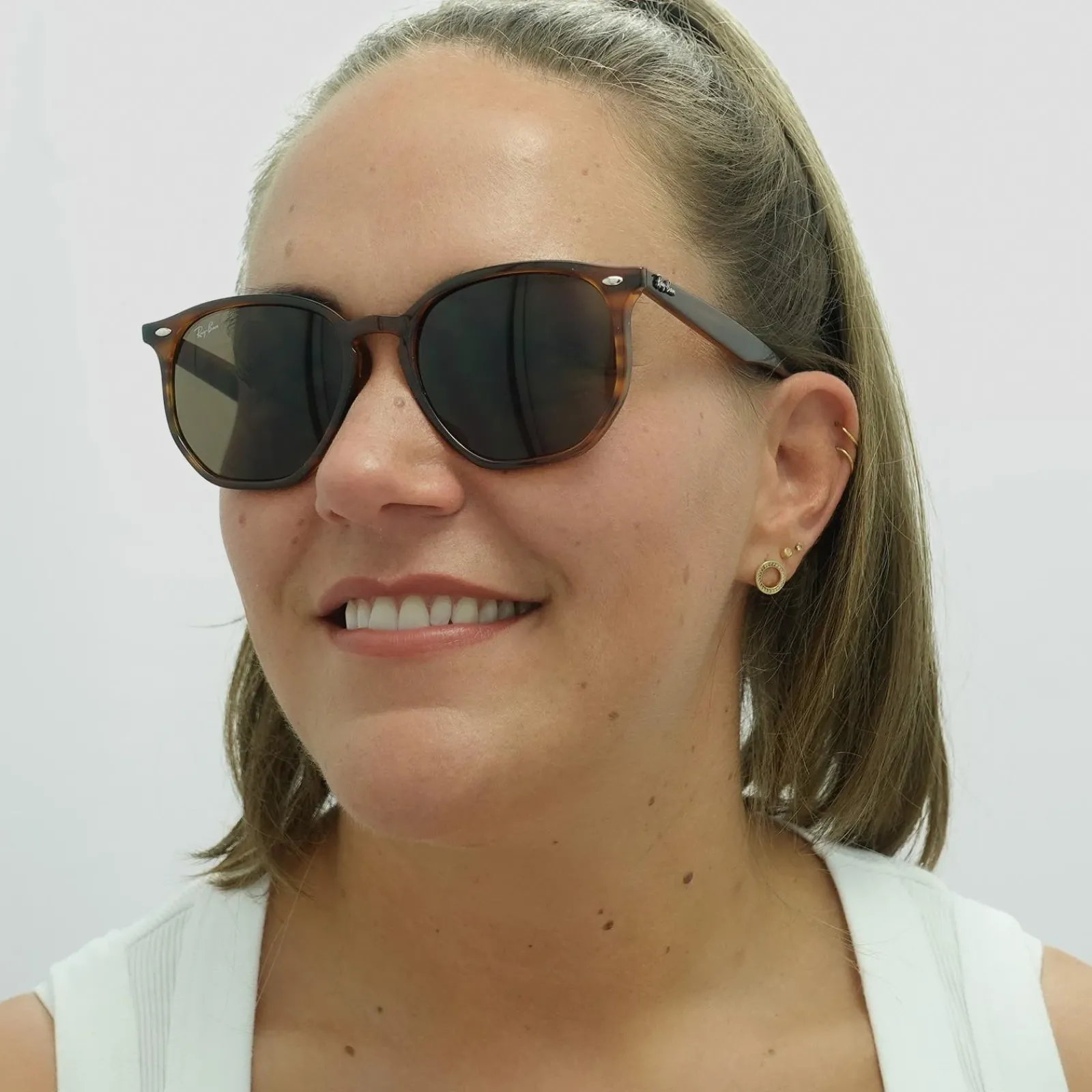 Ray-Ban Ray-Ban|Ray-Ban^Sunglasses RB4306 820/73 Striped Red Havana Dark Brown