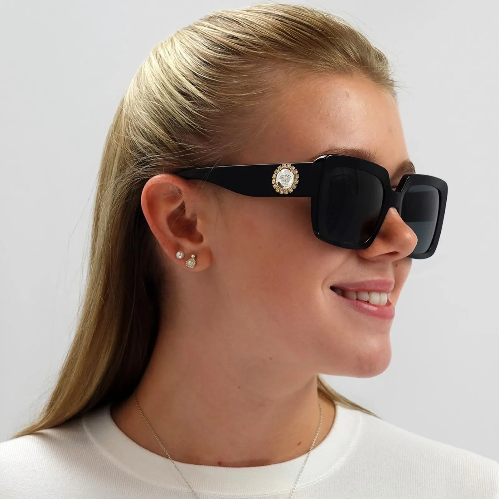 Versace Square|Versace^Sunglasses VE4384B GB1/87 Black Grey